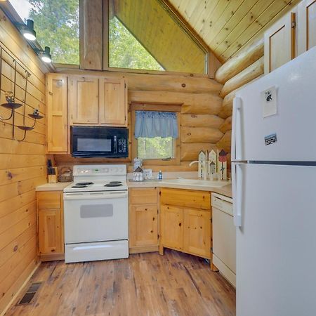 Gatlinburg Cabin With Hot Tub About 11 Miles To Downtown Экстерьер фото