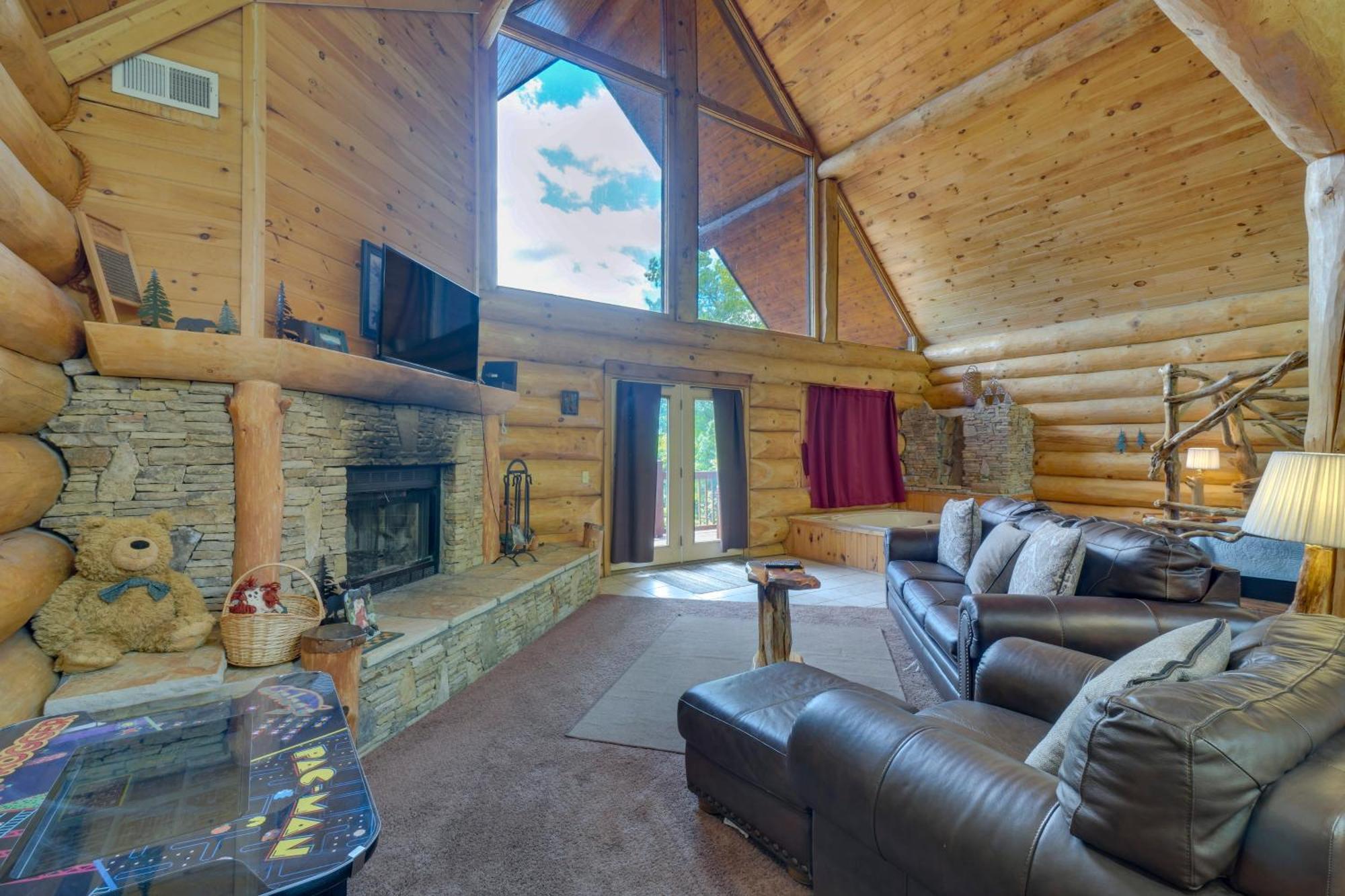 Gatlinburg Cabin With Hot Tub About 11 Miles To Downtown Экстерьер фото